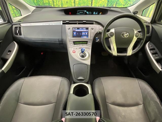 Toyota PRIUS PHV 2012-03 8360558-1