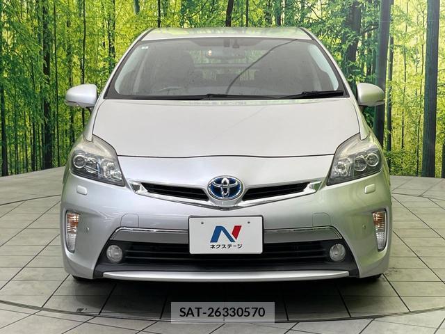 Toyota PRIUS PHV 2012-03 8360558-13
