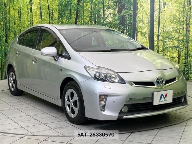 Toyota PRIUS PHV 2012-03 8360558-15