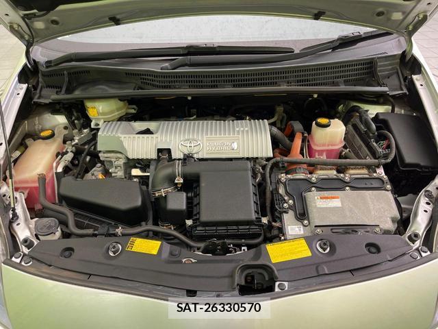 Toyota PRIUS PHV 2012-03 8360558-17