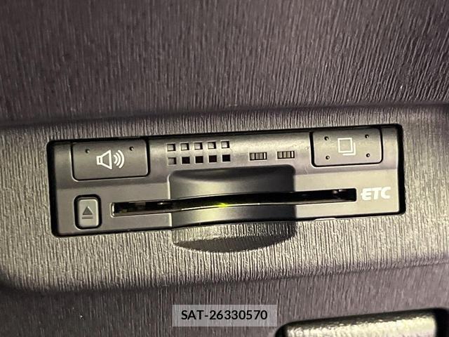 Toyota PRIUS PHV 2012-03 8360558-6