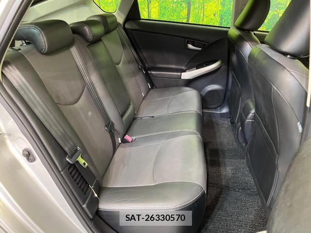 Toyota PRIUS PHV 2012-03 8360558-8