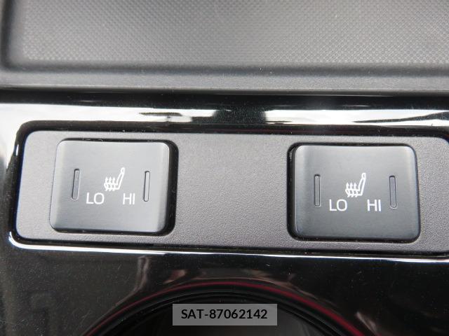 Toyota PRIUS PHV 2019-08 8360837-13