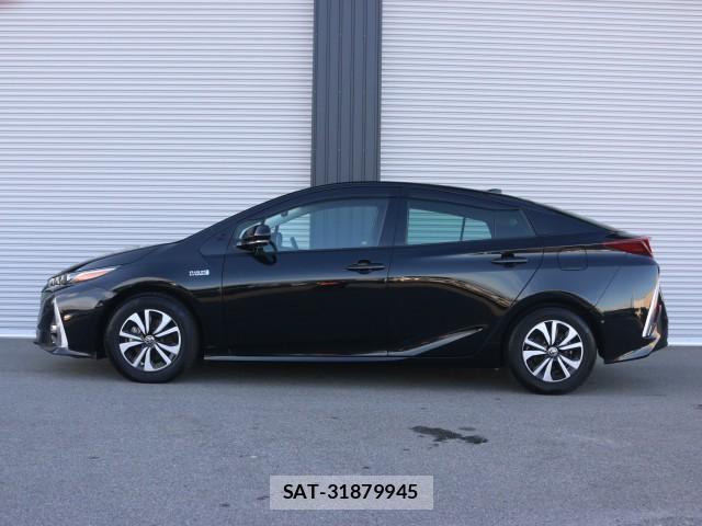 Toyota PRIUS PHV 2019-07 8362187-10