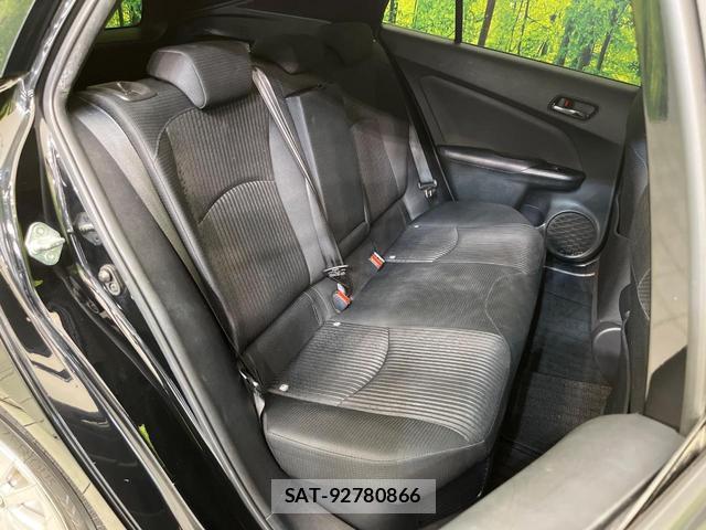 Toyota PRIUS 2018-02 8360550-8