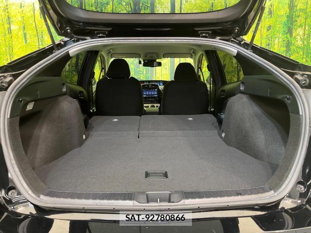 Toyota PRIUS 2018-02 8360550-9