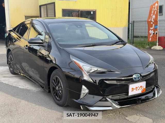 Toyota PRIUS 2017-03 8360590-9