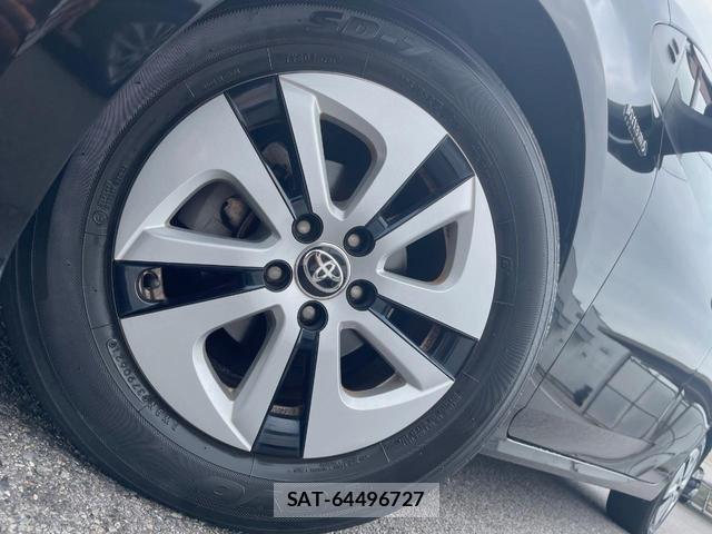 Toyota PRIUS 2016-11 8360597-14