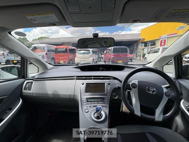 Toyota PRIUS 2010-03 8360834-2