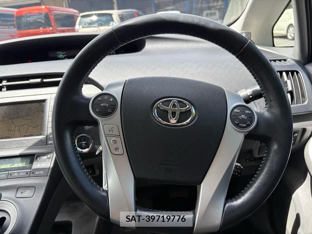 Toyota PRIUS 2010-03 8360834-4