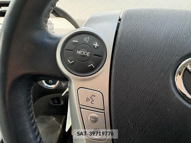 Toyota PRIUS 2010-03 8360834-5