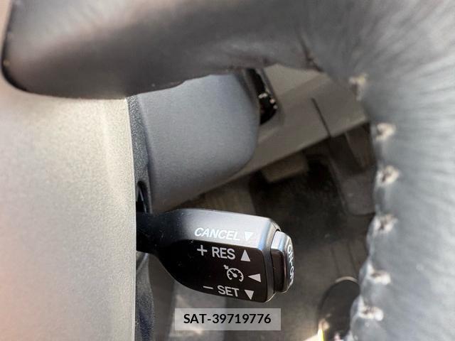 Toyota PRIUS 2010-03 8360834-7