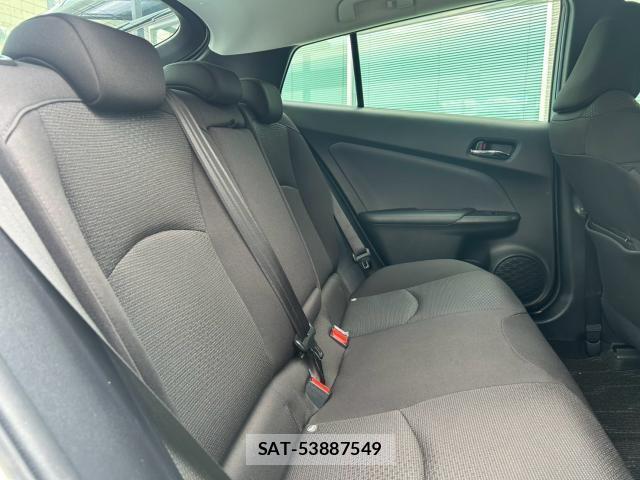 Toyota PRIUS 2019-08 8360938-14