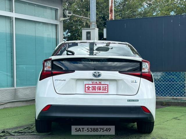 Toyota PRIUS 2019-08 8360938-18