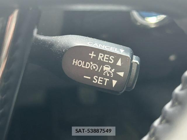 Toyota PRIUS 2019-08 8360938-6