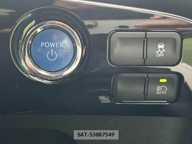 Toyota PRIUS 2019-08 8360938-8