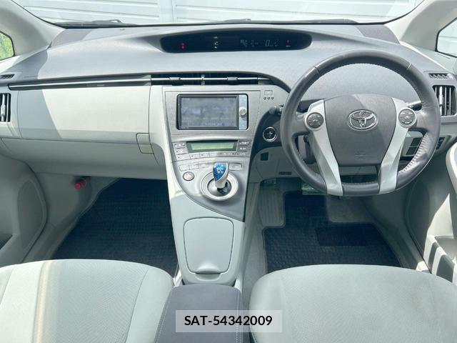 Toyota PRIUS 2011-07 8361016-1