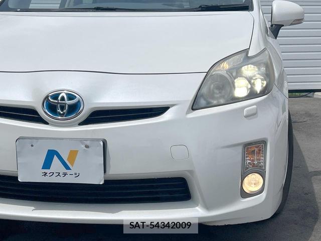 Toyota PRIUS 2011-07 8361016-10