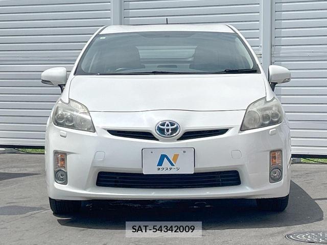 Toyota PRIUS 2011-07 8361016-11