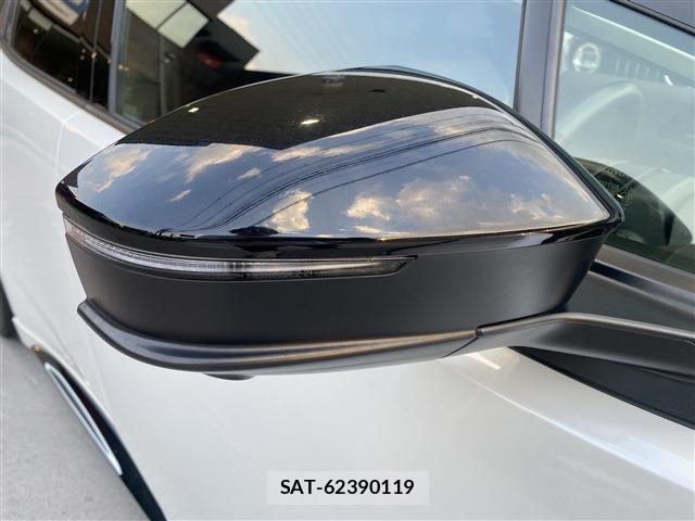 Toyota PRIUS 2023-05 8361067-10