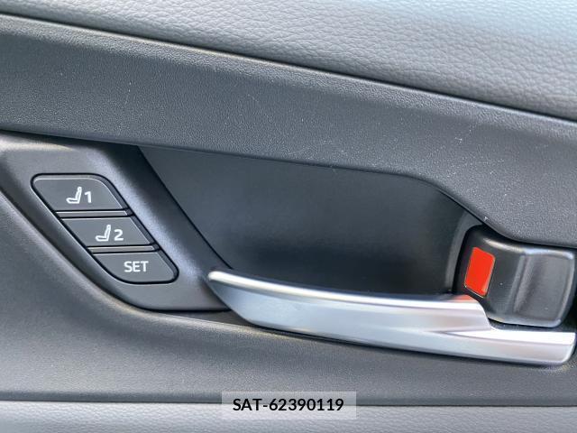 Toyota PRIUS 2023-05 8361067-18