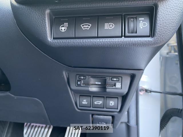 Toyota PRIUS 2023-05 8361067-19