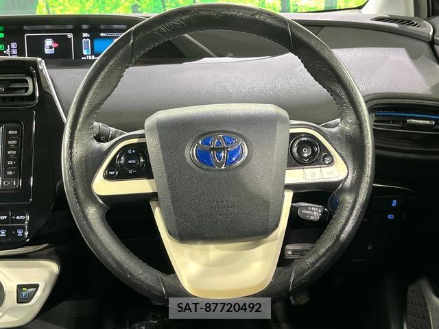 Toyota PRIUS 2017-05 8361477-10