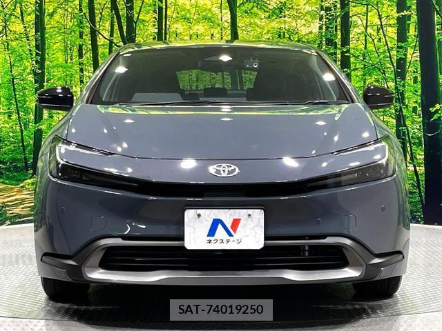 Toyota PRIUS 2023-06 8361530-15