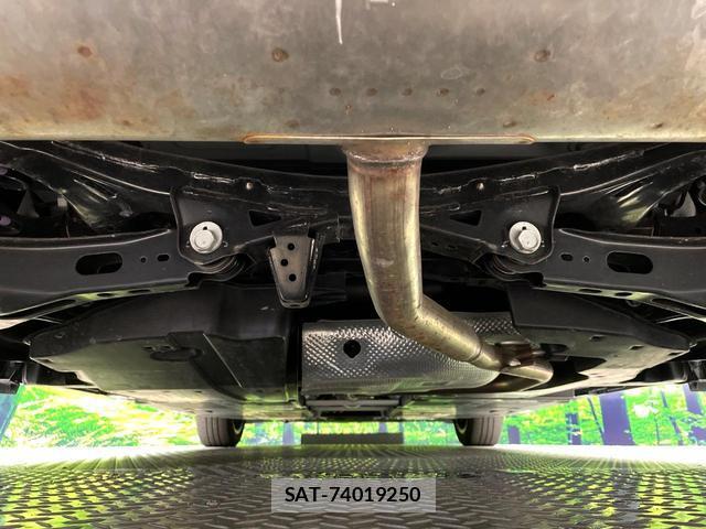 Toyota PRIUS 2023-06 8361530-18