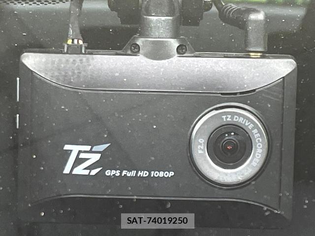 Toyota PRIUS 2023-06 8361530-4