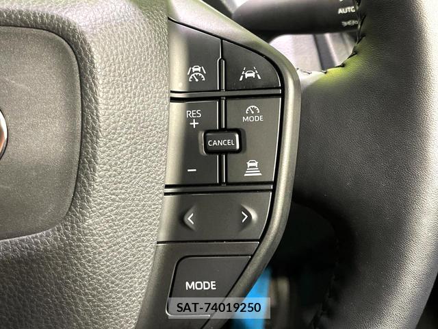 Toyota PRIUS 2023-06 8361530-8