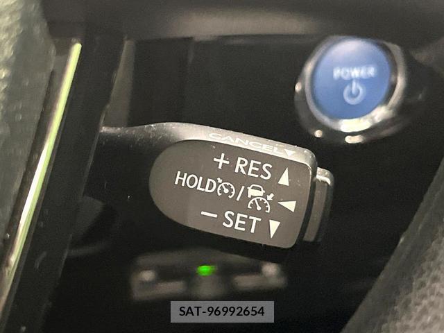 Toyota PRIUS 2020-01 8361553-5