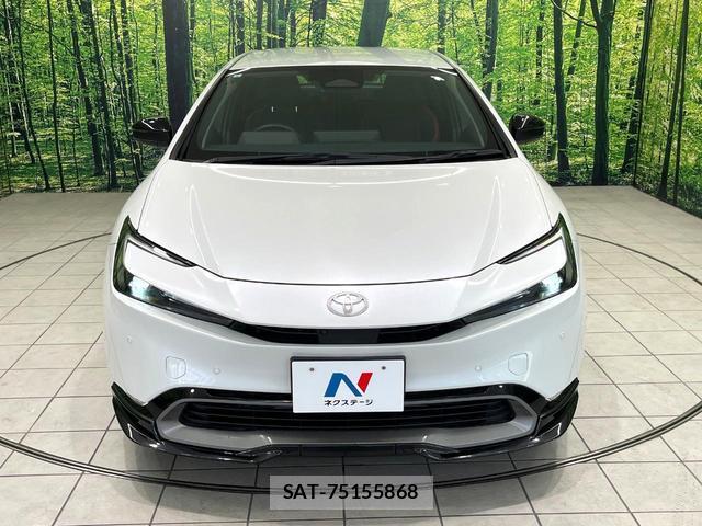 Toyota PRIUS 2023-06 8361611-13