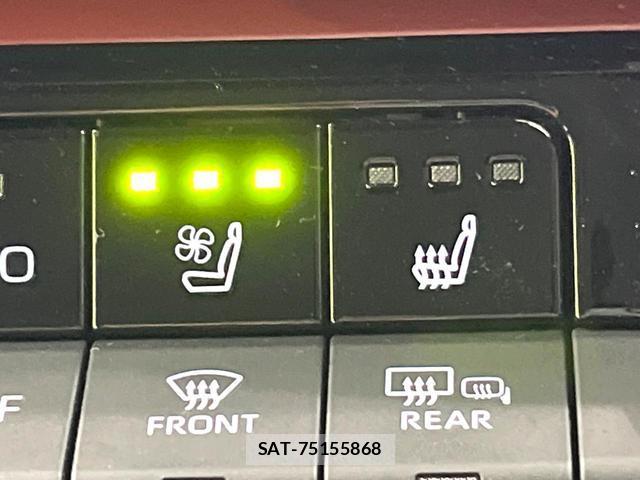 Toyota PRIUS 2023-06 8361611-6
