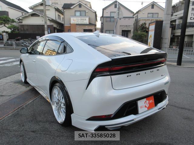Toyota PRIUS 2024-03 8361654-14
