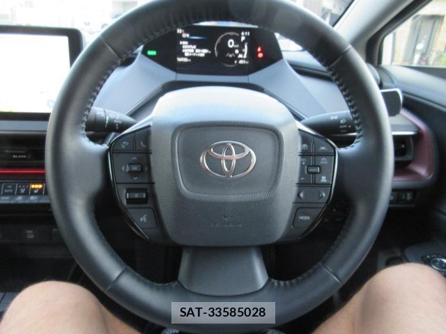 Toyota PRIUS 2024-03 8361654-17