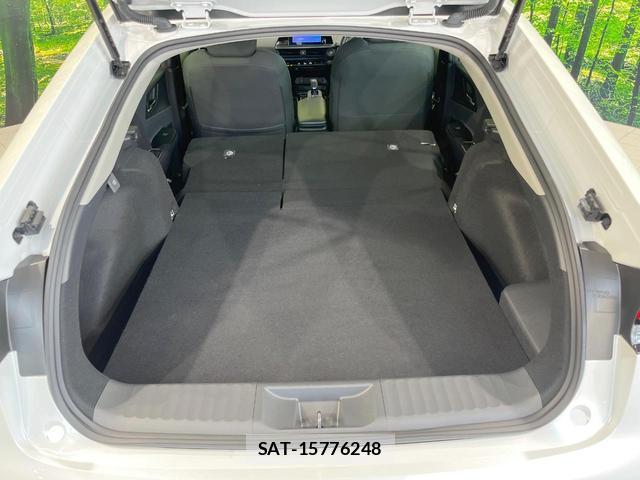 Toyota PRIUS 2023-10 8361813-10