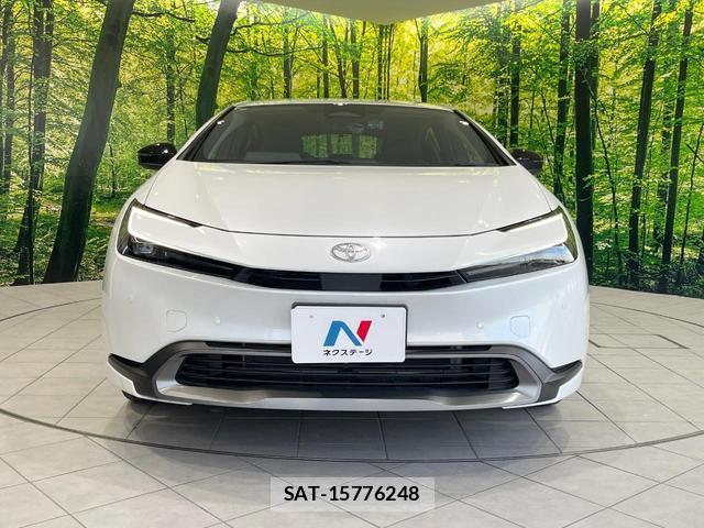 Toyota PRIUS 2023-10 8361813-13