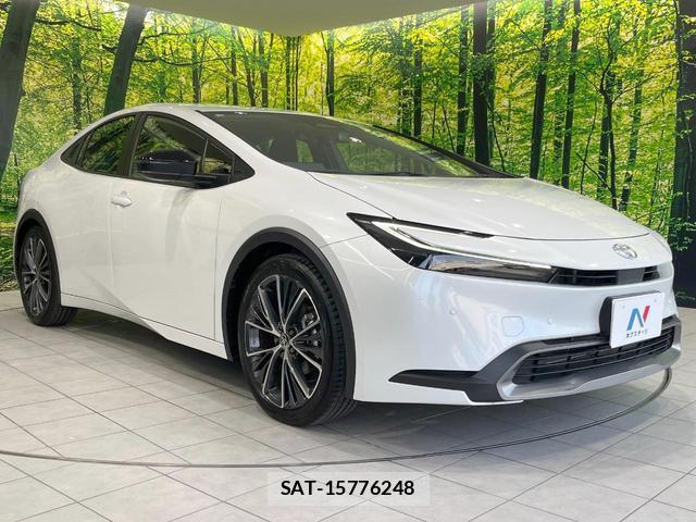 Toyota PRIUS 2023-10 8361813-15