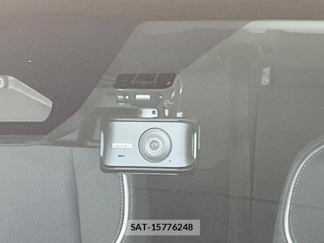 Toyota PRIUS 2023-10 8361813-6