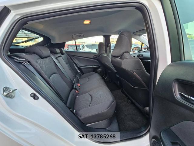 Toyota PRIUS 2022-09 8361844-14