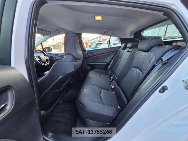 Toyota PRIUS 2022-09 8361844-15