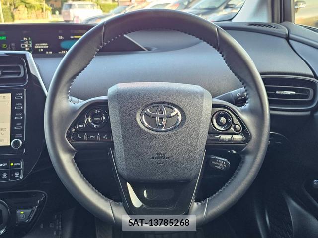 Toyota PRIUS 2022-09 8361844-2