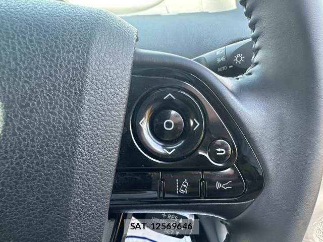 Toyota PRIUS 2019-08 8361852-7