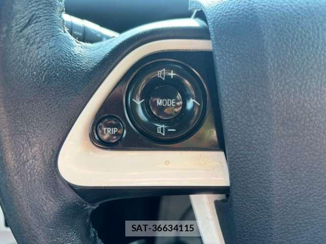 Toyota PRIUS 2016-03 8361854-7