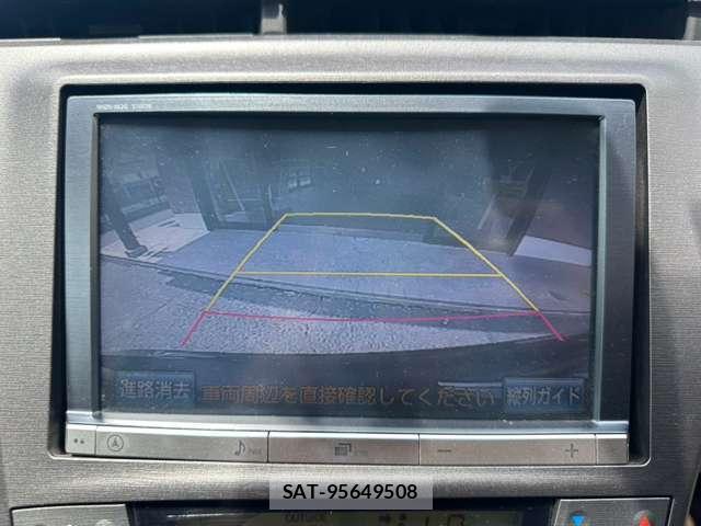Toyota PRIUS 2014-02 8361855-7
