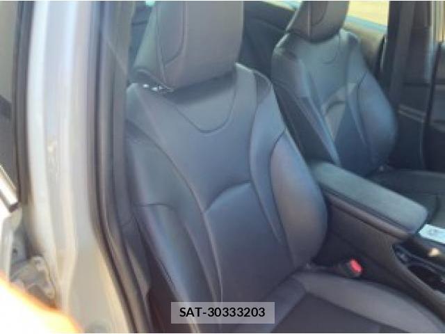 Toyota PRIUS 2019-08 8361915-16