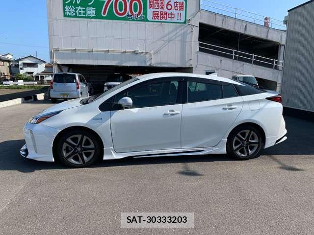 Toyota PRIUS 2019-08 8361915-7