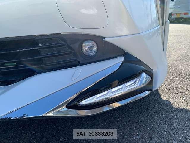 Toyota PRIUS 2019-08 8361915-9