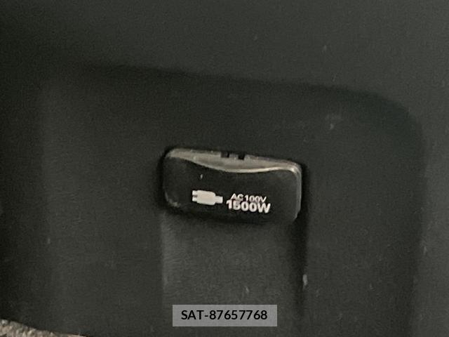 Toyota PRIUS 2021-11 8362041-4